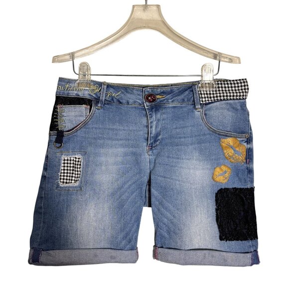 Desigual Womens Patchwork Embroidered Denim Shorts 32 EU/MEX 31 Mid-Rise Unique - Picture 1 of 8
